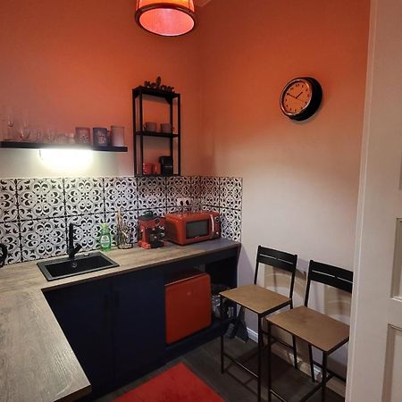 Glamour Apartman Gyula Exterior photo